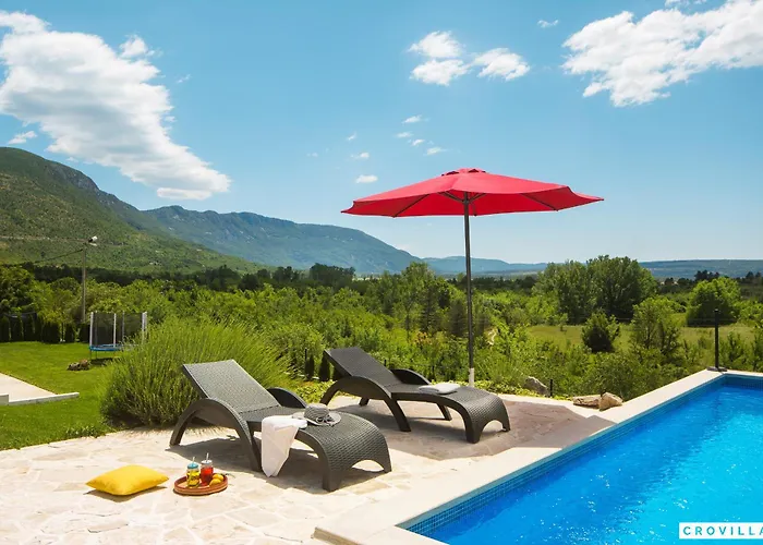 Villa Lovro Susnjevica